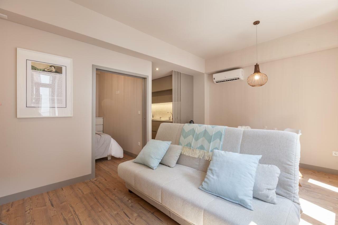 Sendme2Portugal: Santa Catarina Apartment Porto Bagian luar foto
