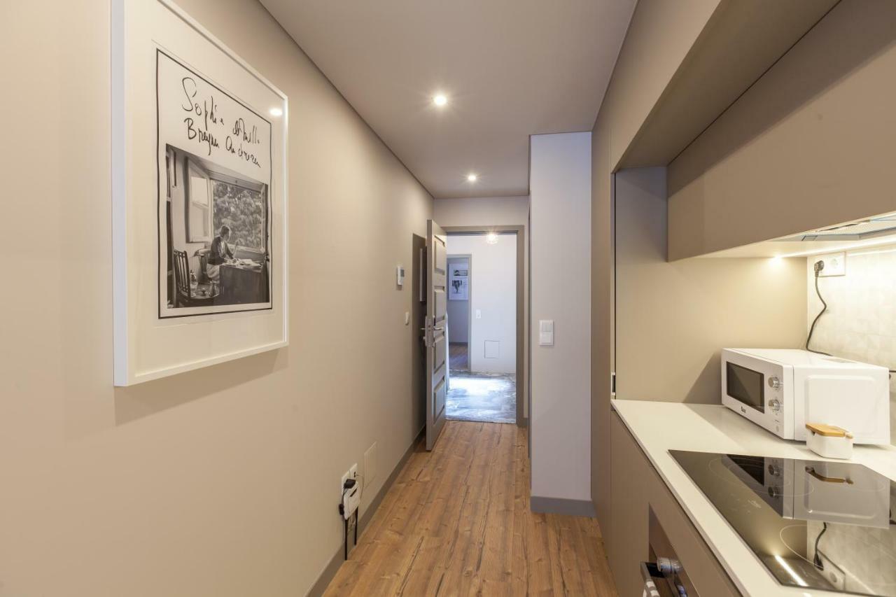 Sendme2Portugal: Santa Catarina Apartment Porto Bagian luar foto
